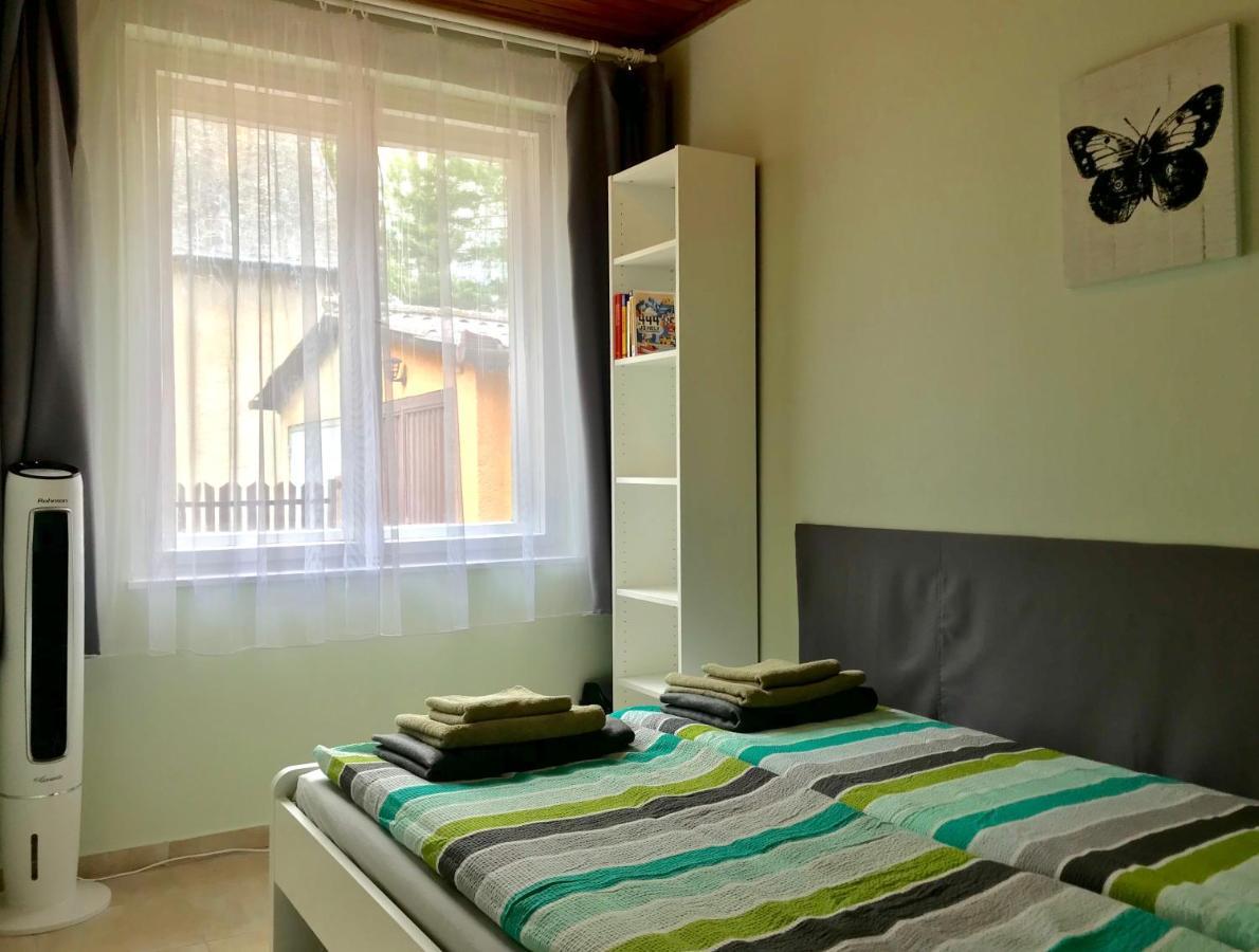 Tutijo Haziko Villa บาลาตอนเฟนีแวช ภายนอก รูปภาพ